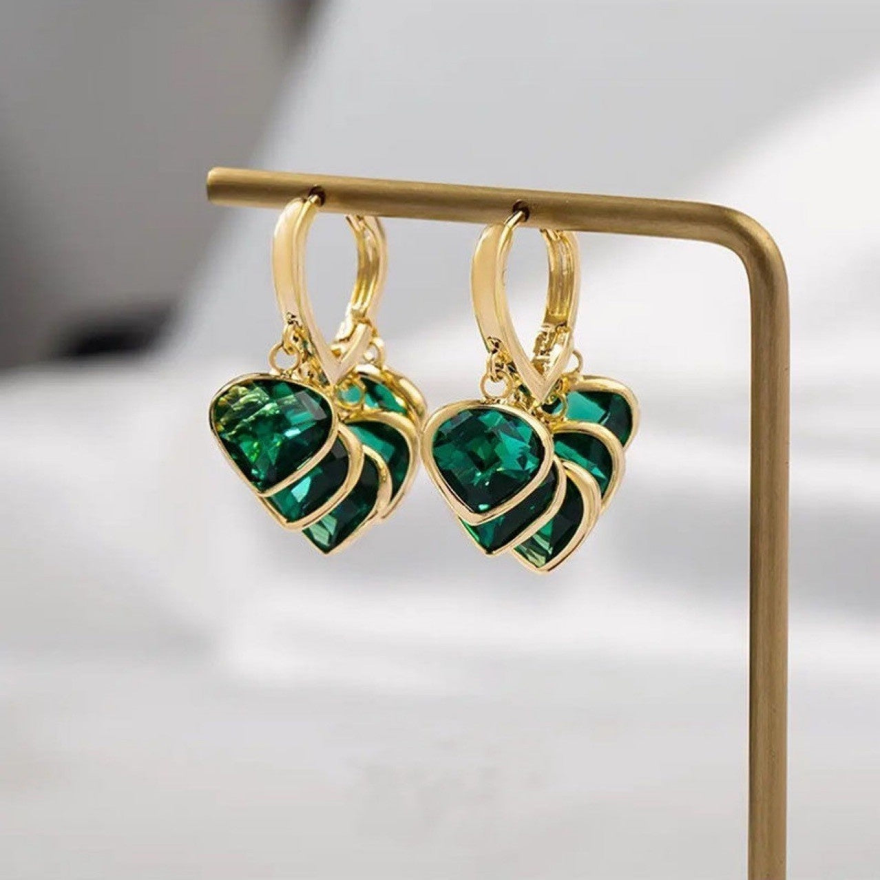 Korean Style Dancing Green Shade Green Heart Pendant Glass Ear Clip Female Earrings