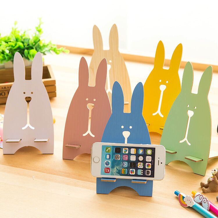 Lazy Desktop Bedside Simple Wooden Cute Cartoon Rabbit Mobile Phone Holder Support Universal Portable