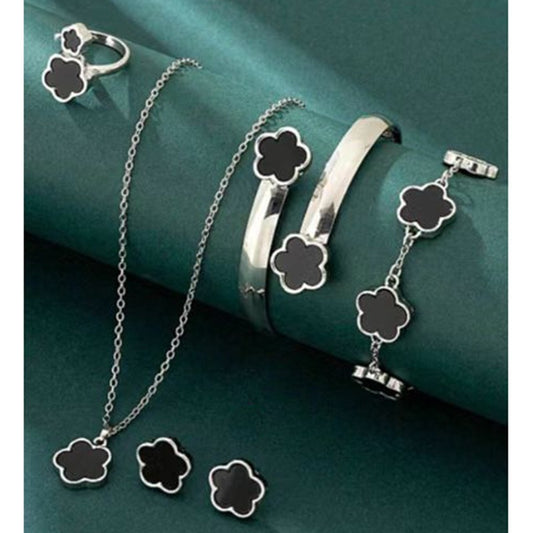 Five-leaf Flower Bracelet Necklace Five-leaf Flower Earrings Bracelet Necklace Set