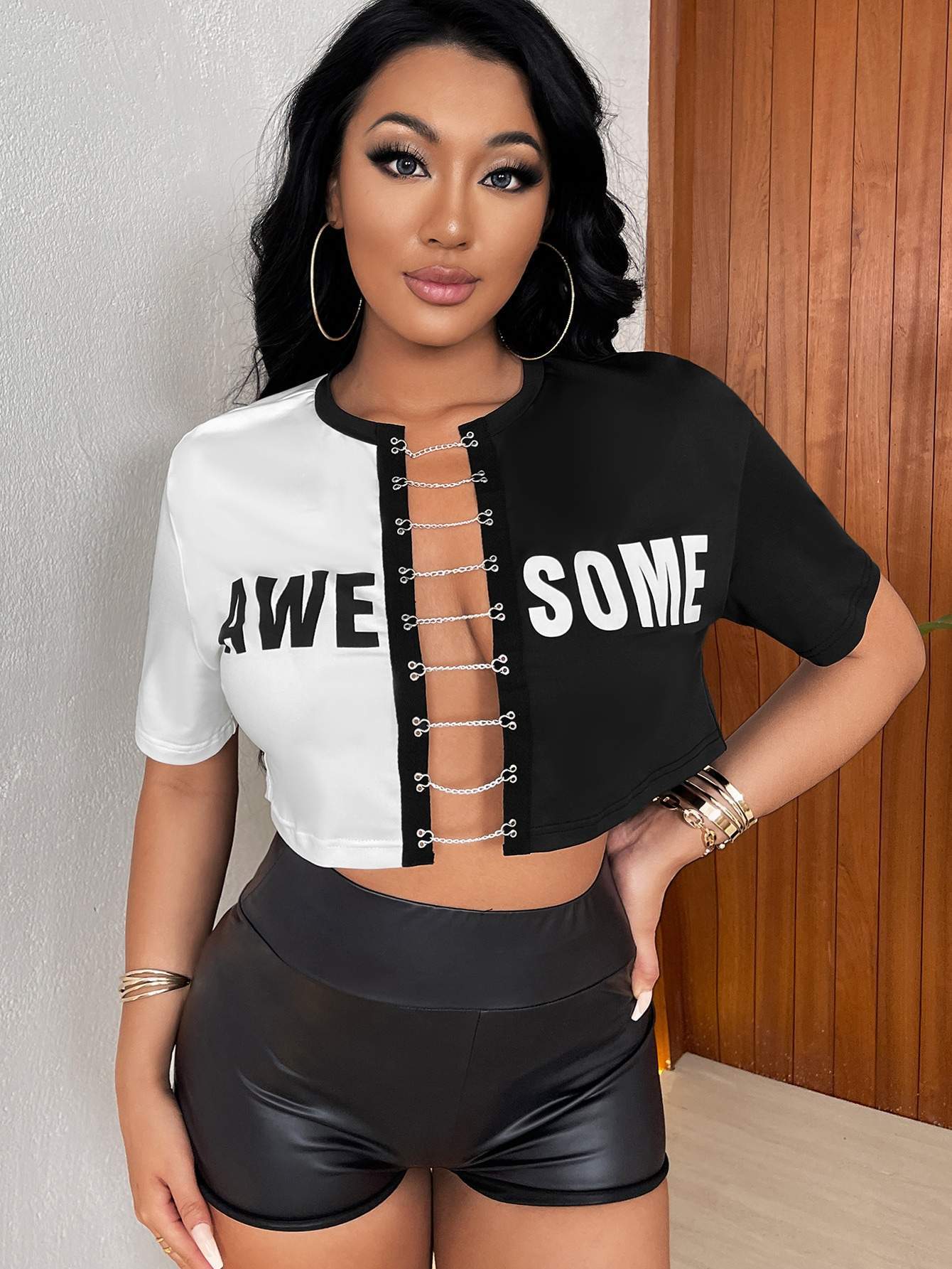 European And American New Women's Cross-border Fashion Alphabet Cardigan T-shirt Amazon Hot Round Neck Contrast Color Chain Top