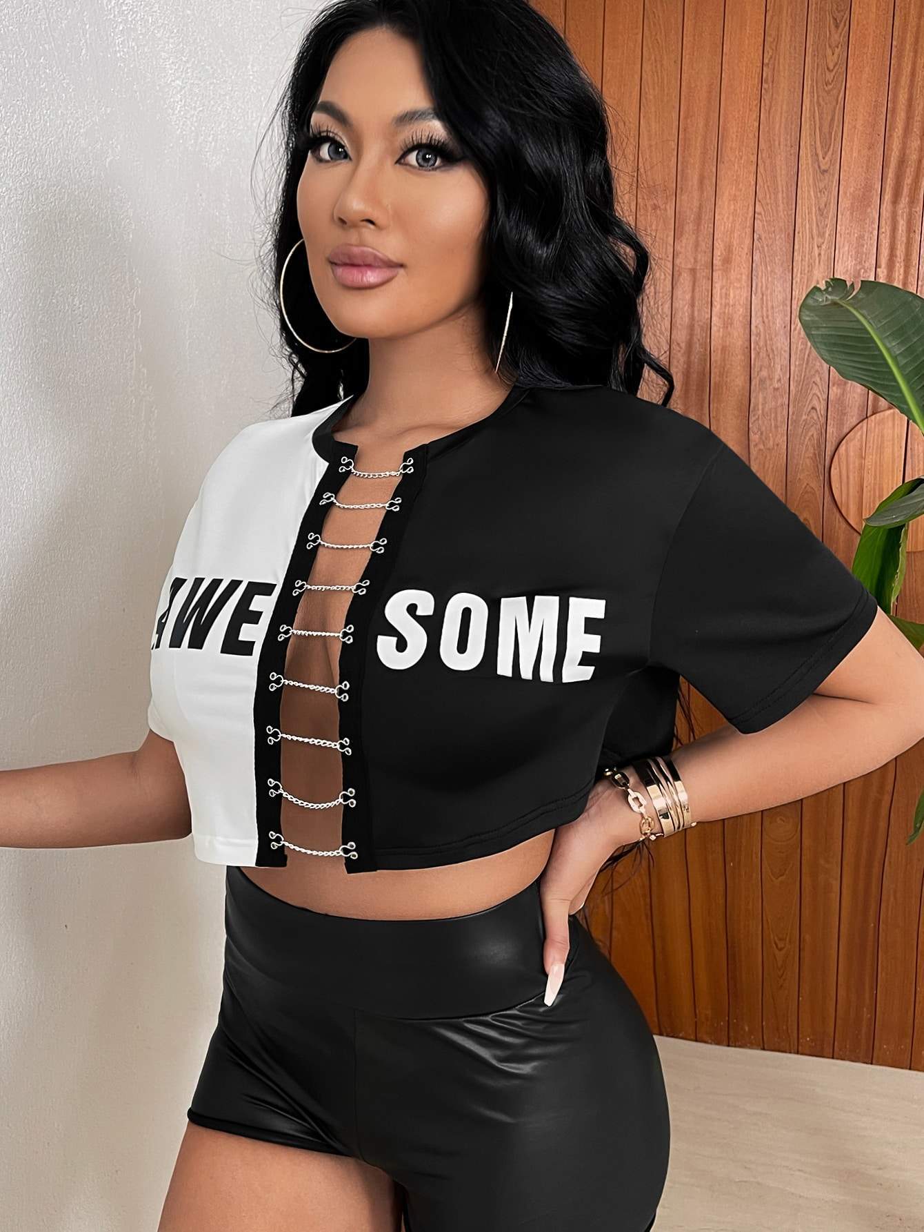 European And American New Women's Cross-border Fashion Alphabet Cardigan T-shirt Amazon Hot Round Neck Contrast Color Chain Top
