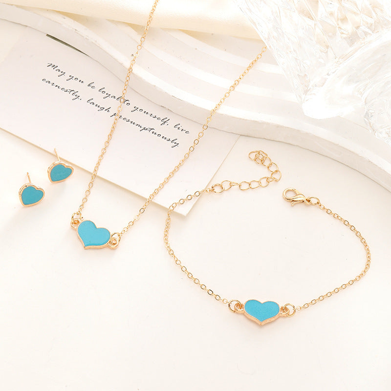 Suit Heart Necklace Set