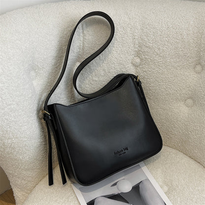 All-match Shoulder Messenger Bag Special-interest Design Commuter Bucket
