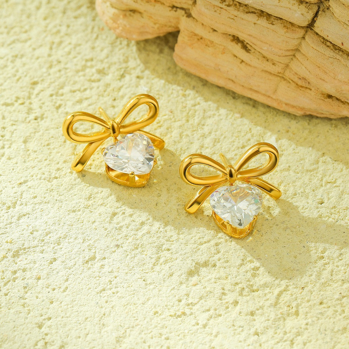 Fashion Bowknot Earrings
