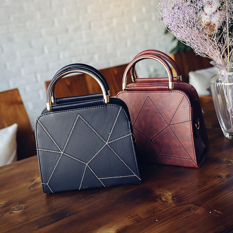 Simple fashion handbag